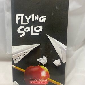 Flying Solo - Mass Market Paperback By Fletchet, Ralph - GOOD